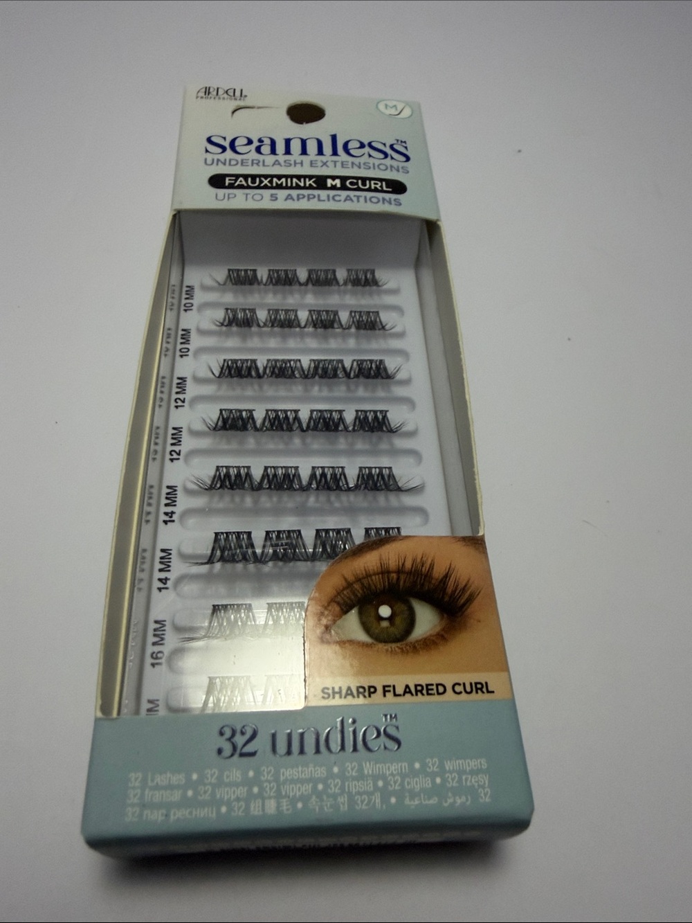 Seamless Underlash Extensions - Black | 32 Undies Sharp Flared Curl